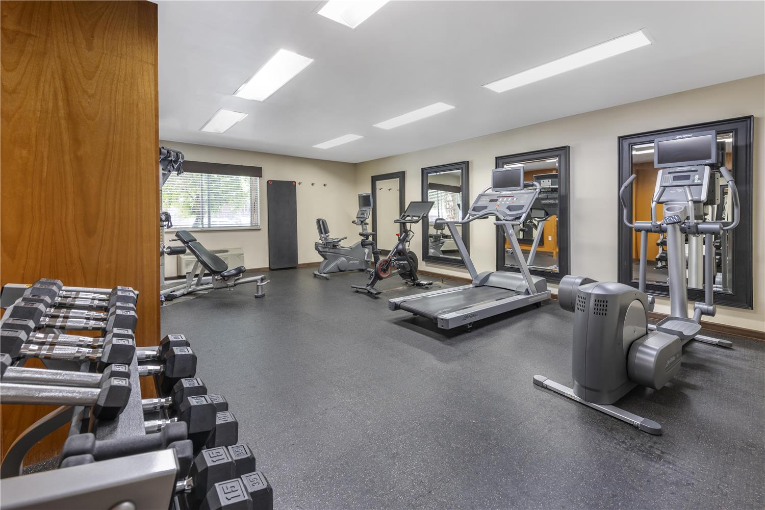 Best Western Plus Truckee-Tahoe Hotel 30/49