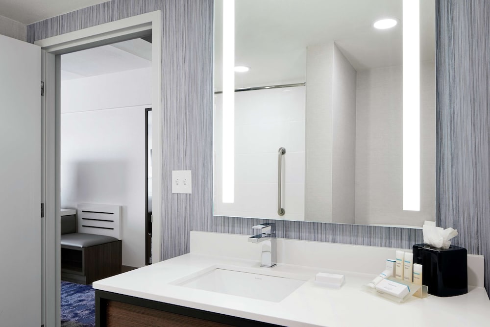 Hilton Garden Inn Champaign/ Urbana 10/44