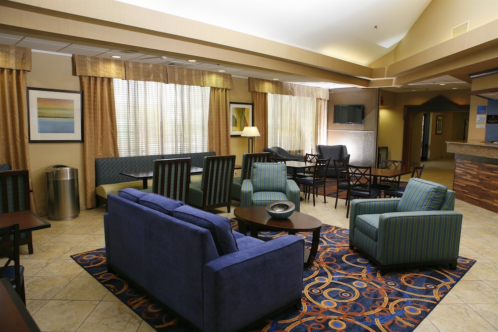 Best Western Plus Goldsboro 21/32