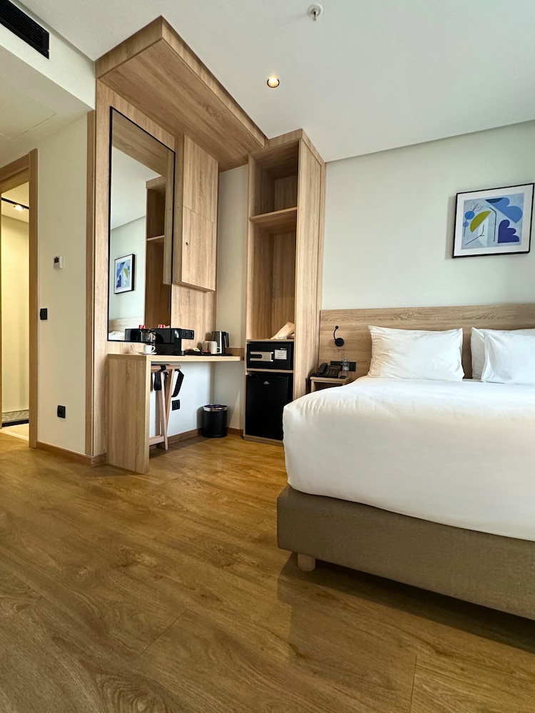 ADAY Hotel Casablanca 24/60