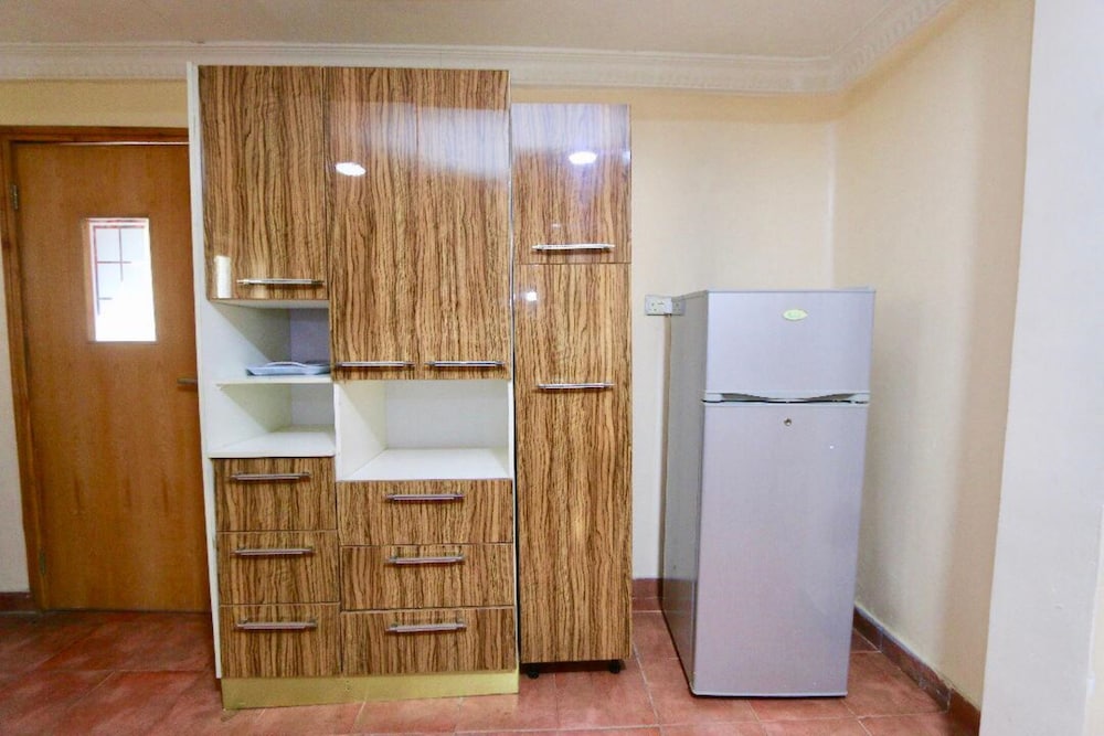 Droptop Suites 27/34