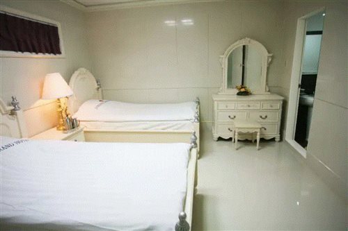 غرفة عائلية