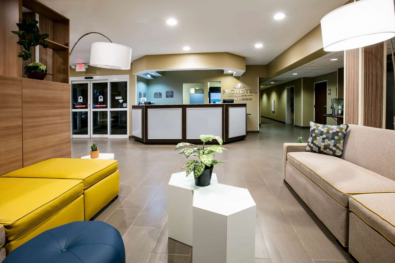 Microtel Inn And Suites By Wyndham Pecos 3/35