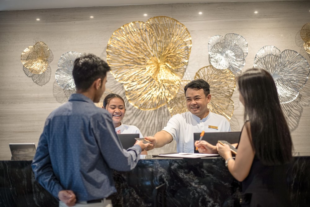 SAM E Hotel Bangkok Sathorn 7/50