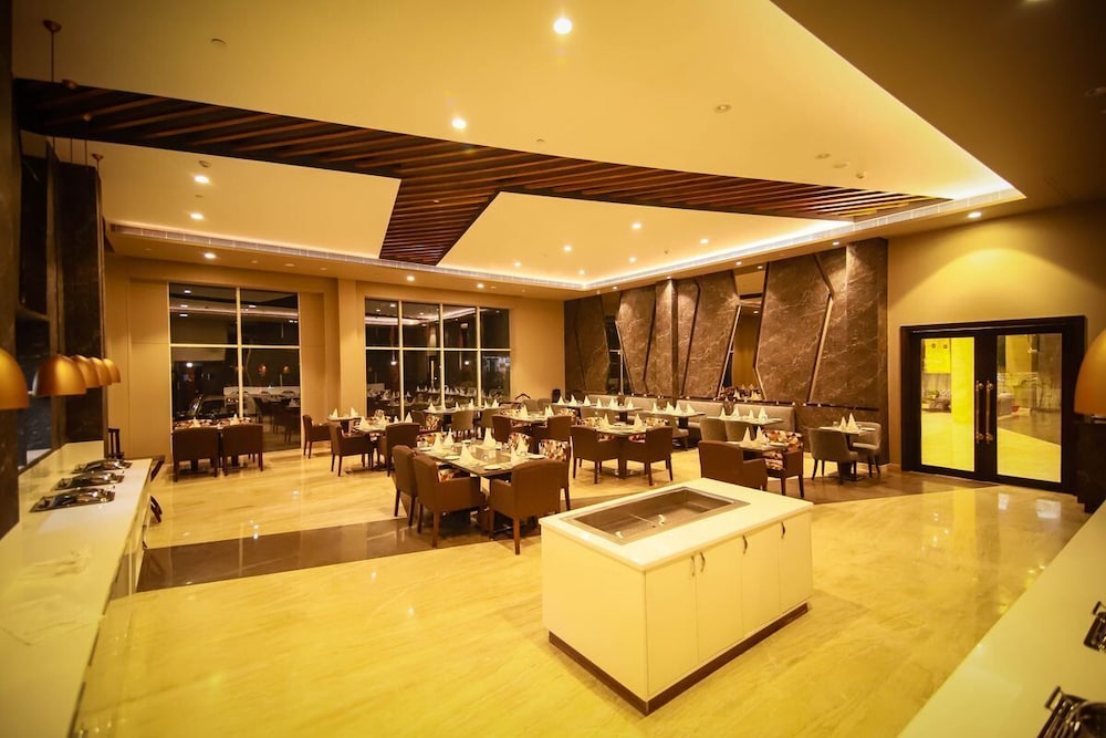 Ramada by Wyndham Aligarh GT Road 43/51