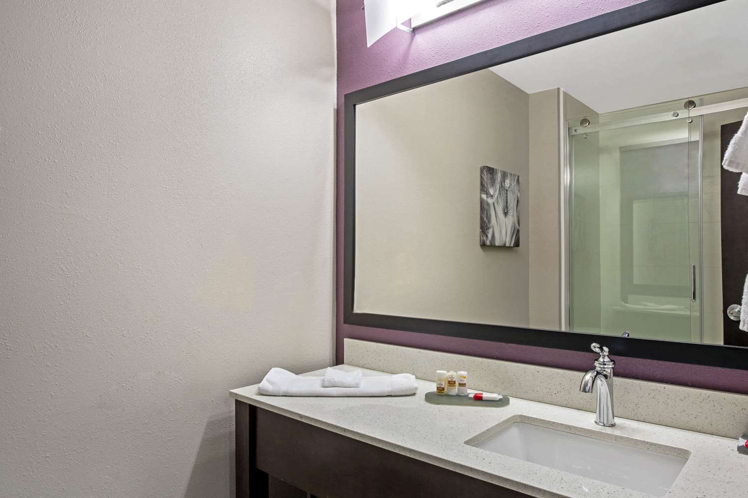 La Quinta Inn Suites By Wyndham York 49/53