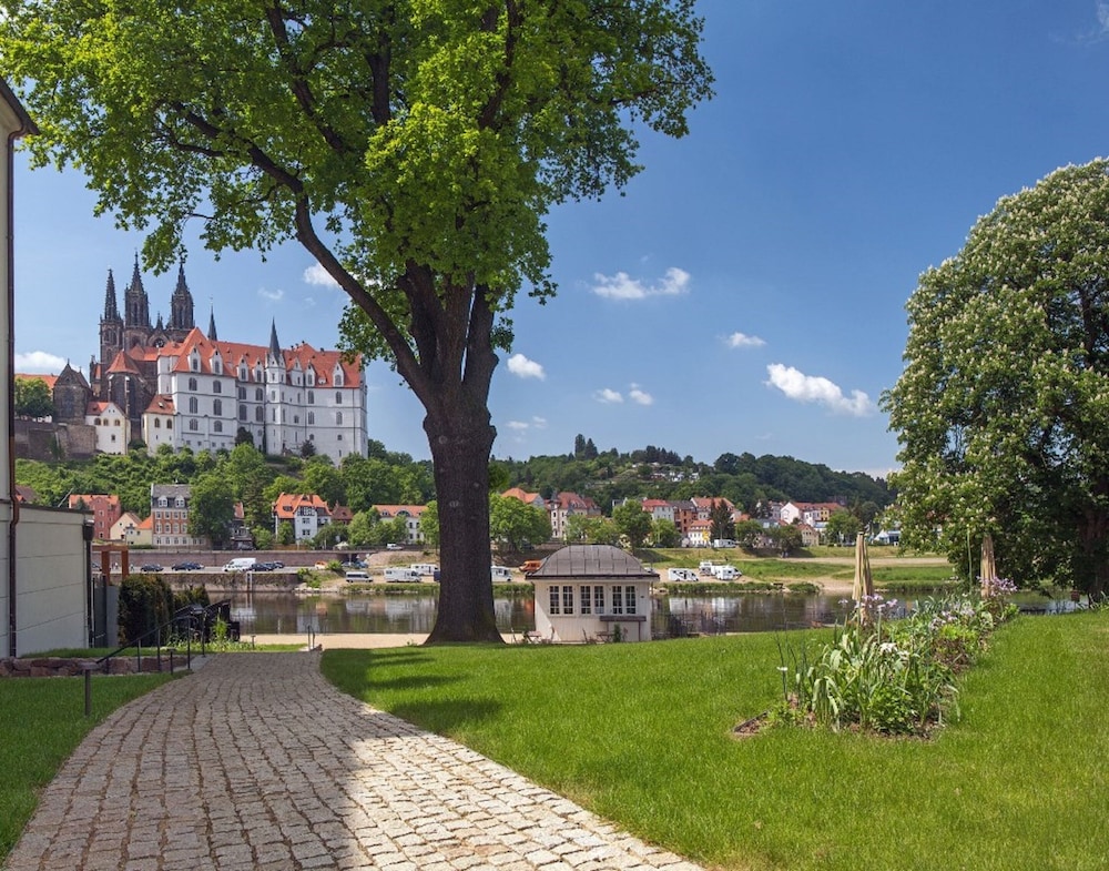 Dorint Parkhotel Meissen 77/79