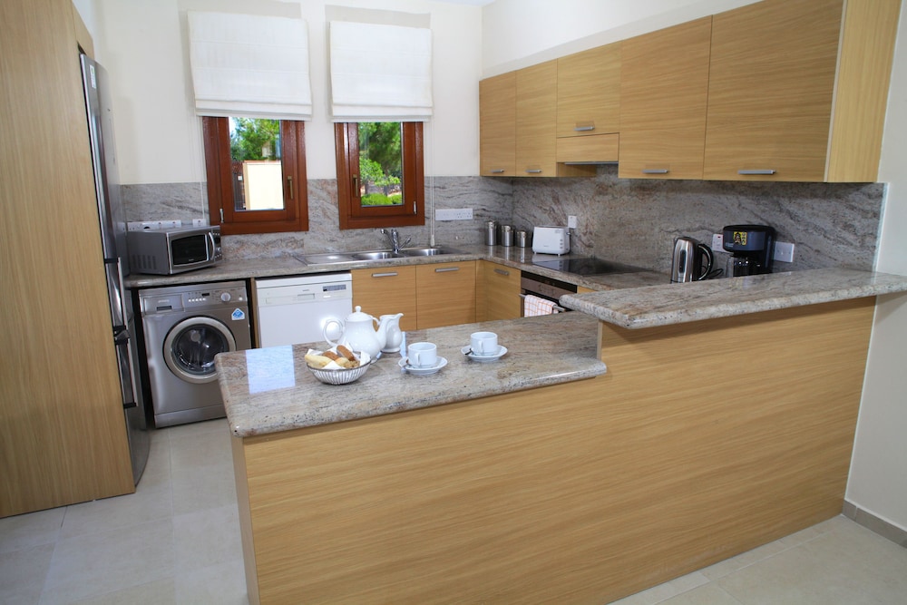 Aphrodite Hills Rentals - Junior Villas 6/50