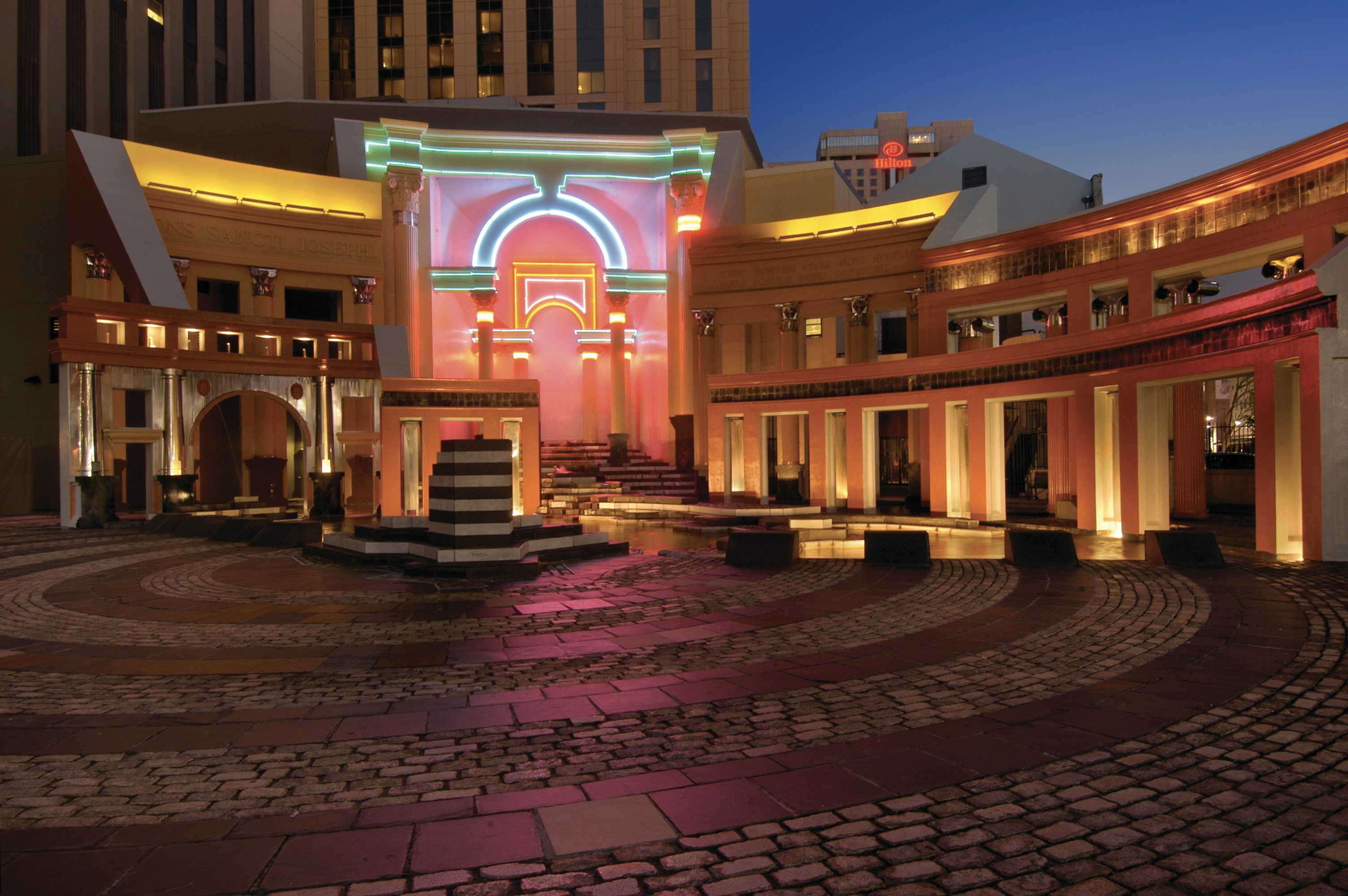 Loews New Orleans Hotel 69/72