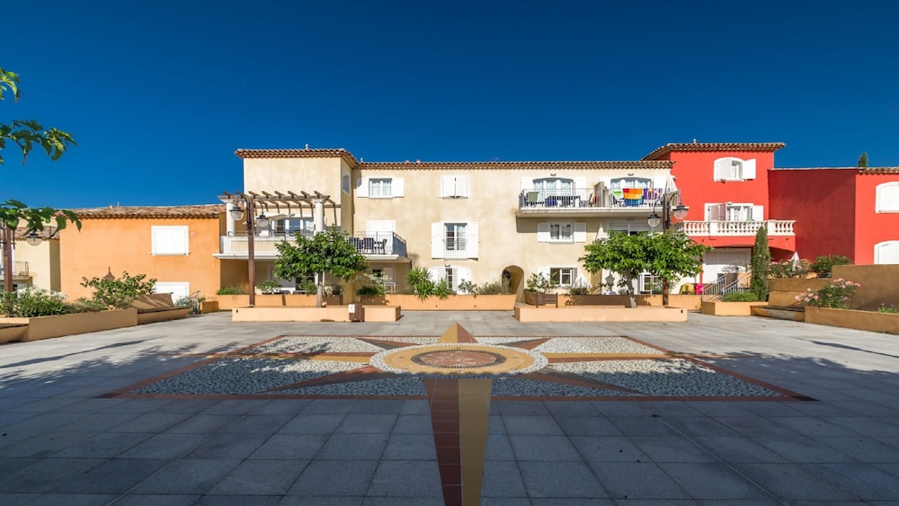Residence Le Domaine de Camiole - Vacanceole 47/55