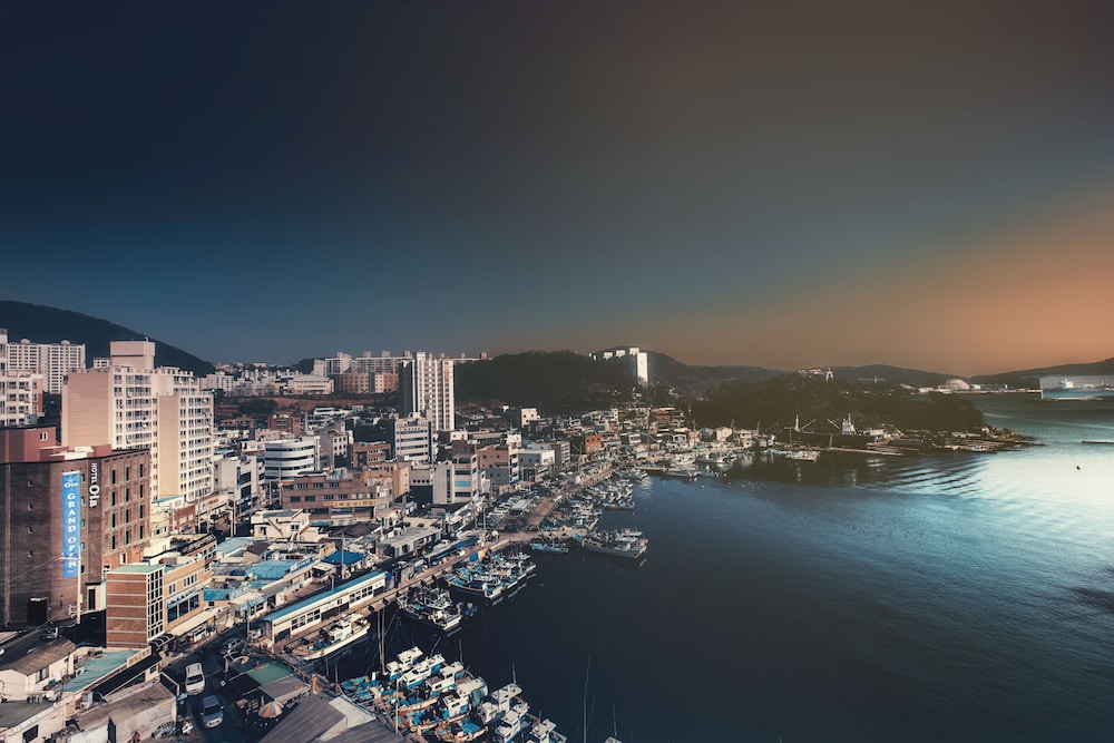Oia Hotel 38/50