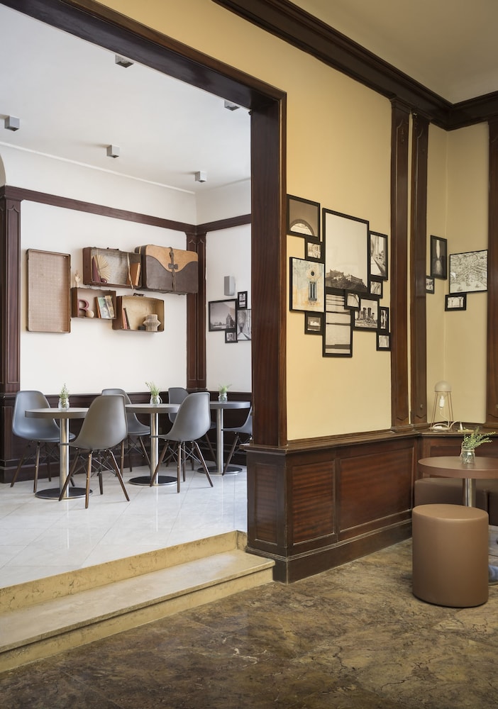 B&B Hotel Napoli 7/60