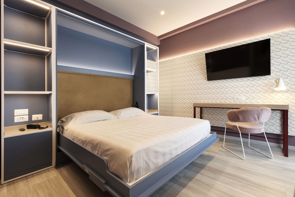 Adesso Hotel 21/50