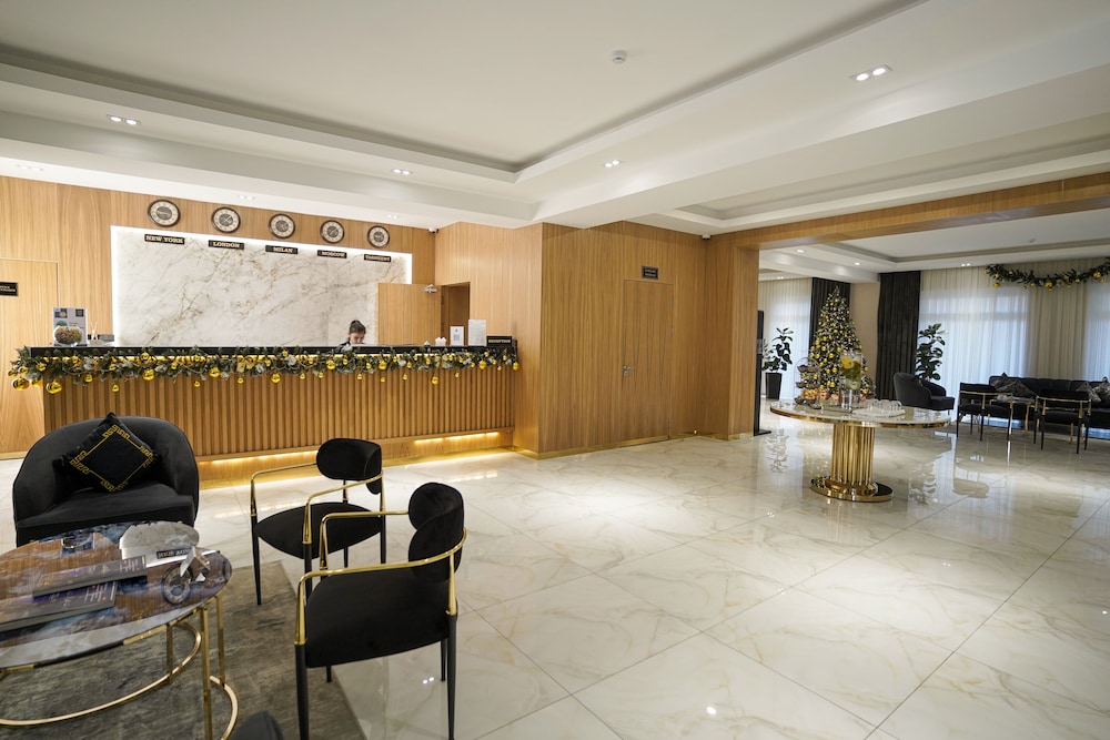 Milan Hotel 3/22