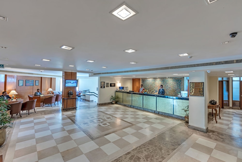 Club Mahindra White Meadows 7/50