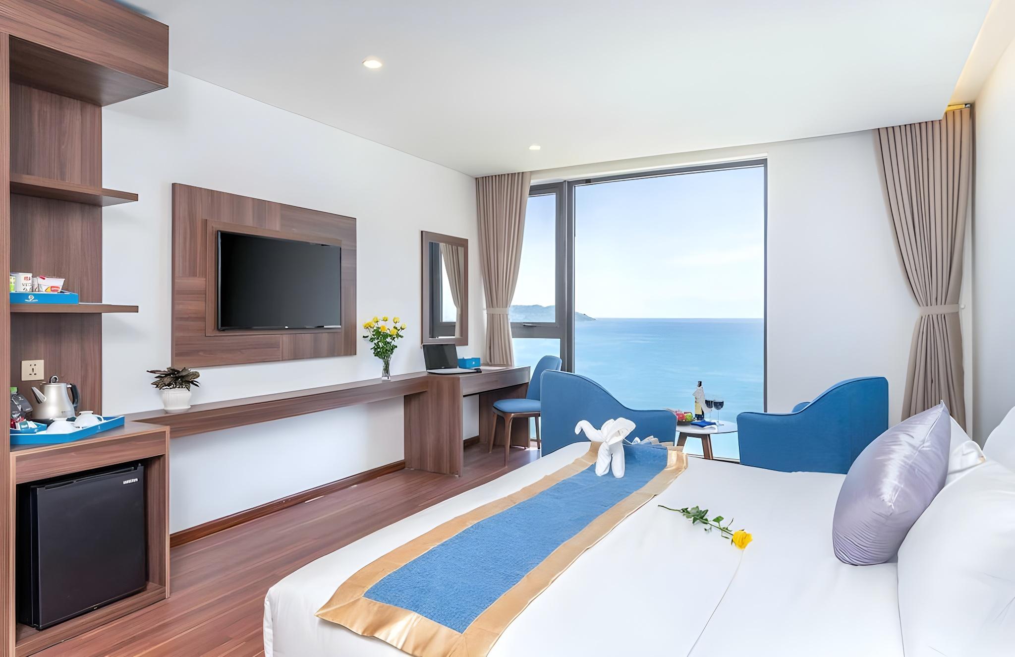 Premium, Double or Twin Bed, Sea View