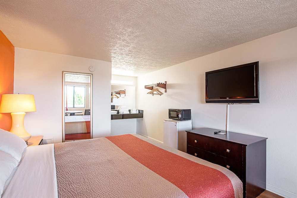 Budget Inn Norfolk Va 16/42