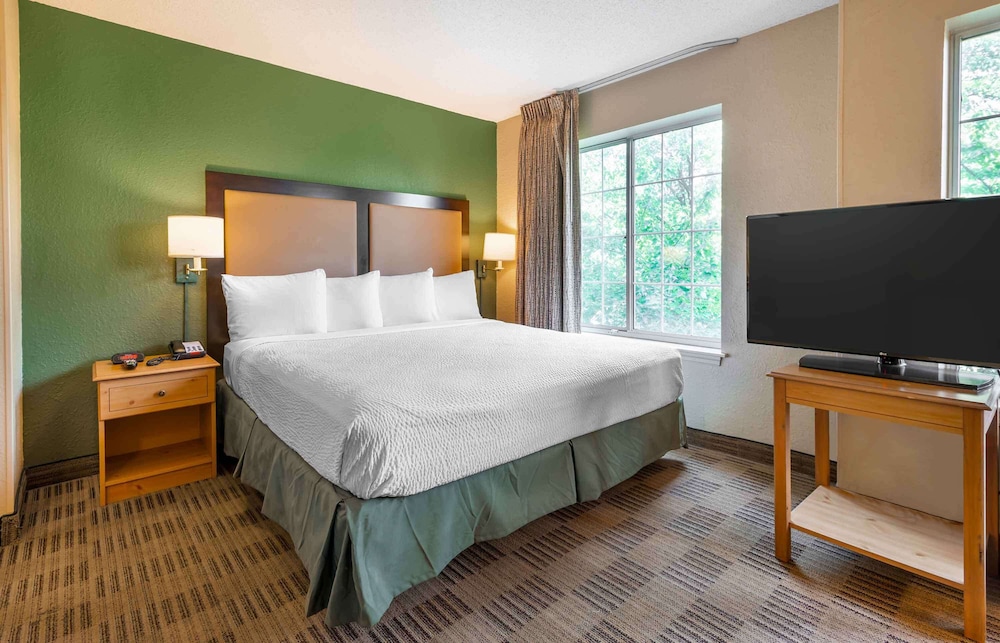 Extended Stay America - Woodbridge - Newark 17/50