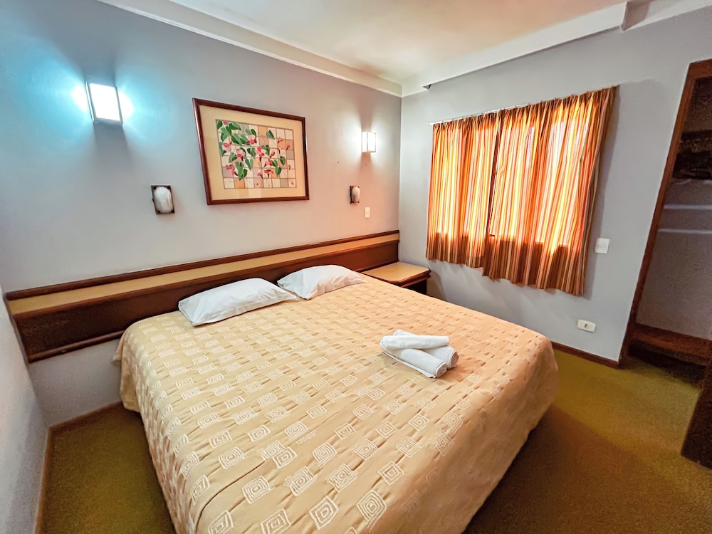 ECONOMY, CHALET