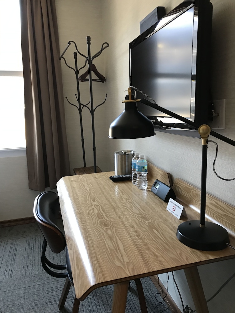 Hotel Mimosa 35/37
