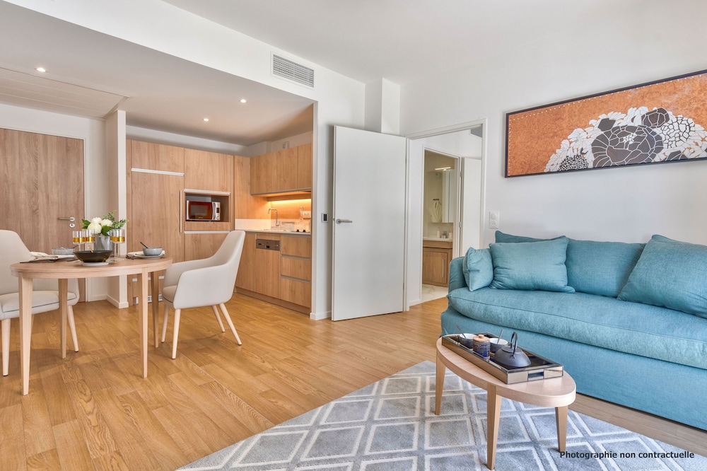 Quality Aparthotel Val d Europe 26/38