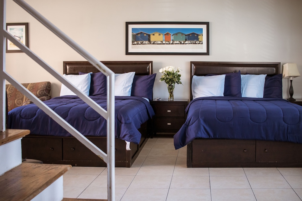 Riptide Oceanfront Hotel 29/72