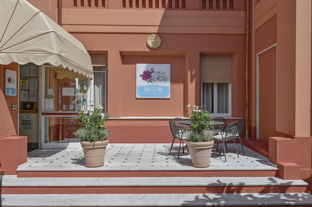 Hotel Delle Rose 11/50