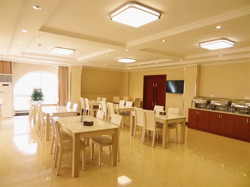 GREENTREE INN ANQING GUANGCAI MARKET PASSENGER TRASPORTATION CENTRE HOTEL 15/17