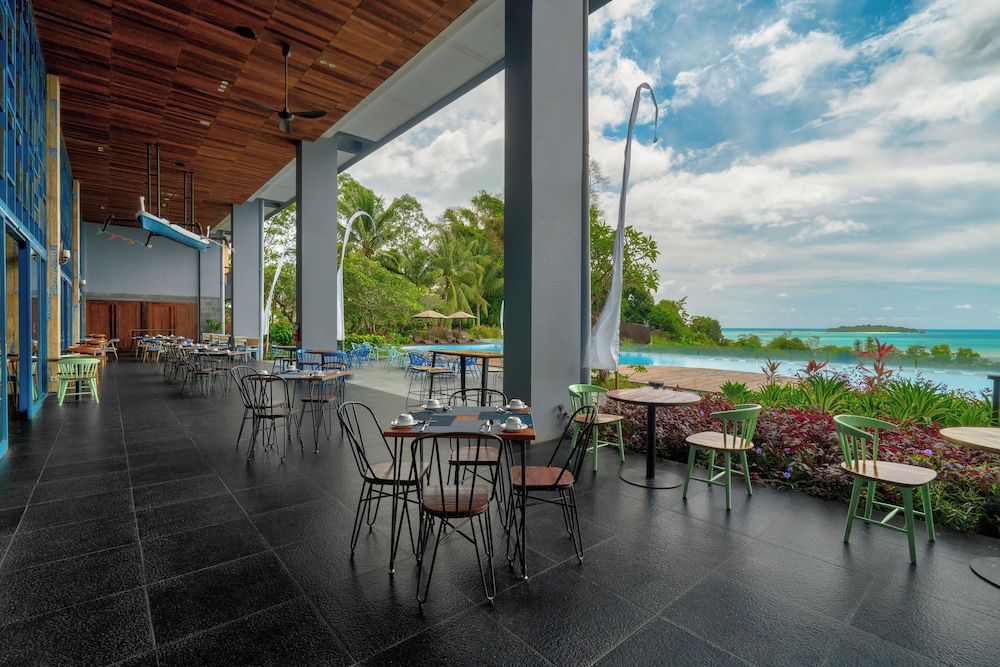 Swiss Belresort Belitung 54/73