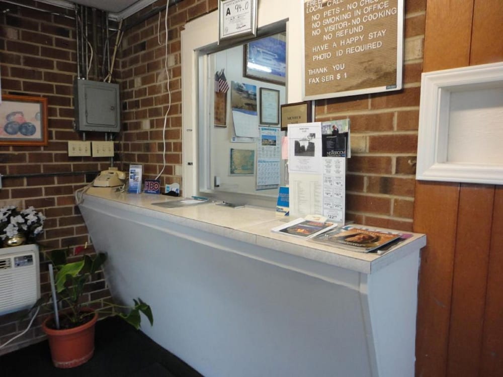Budget Inn Franklinton 34/34