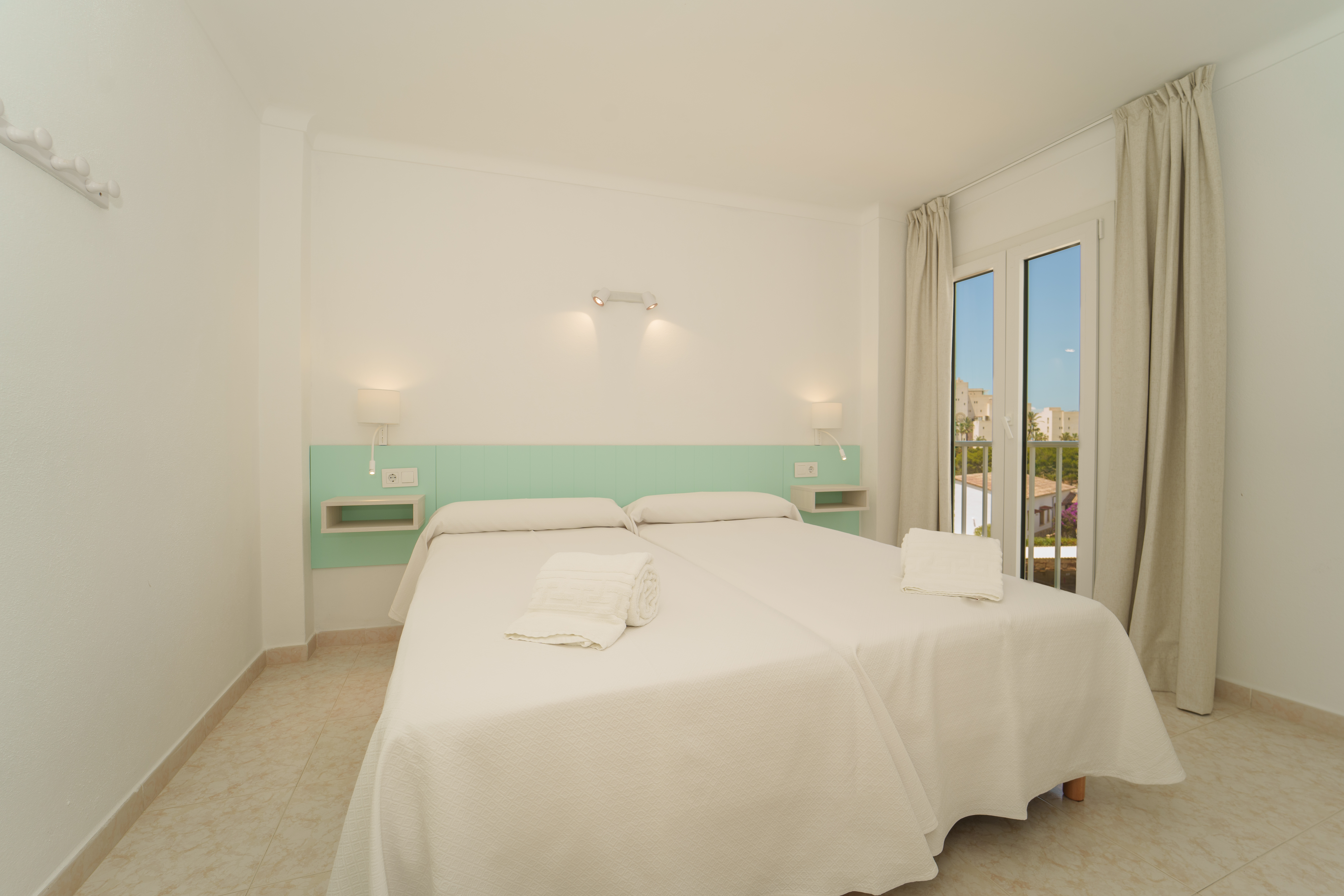 APARTAMENTS ANDREAS 13/50