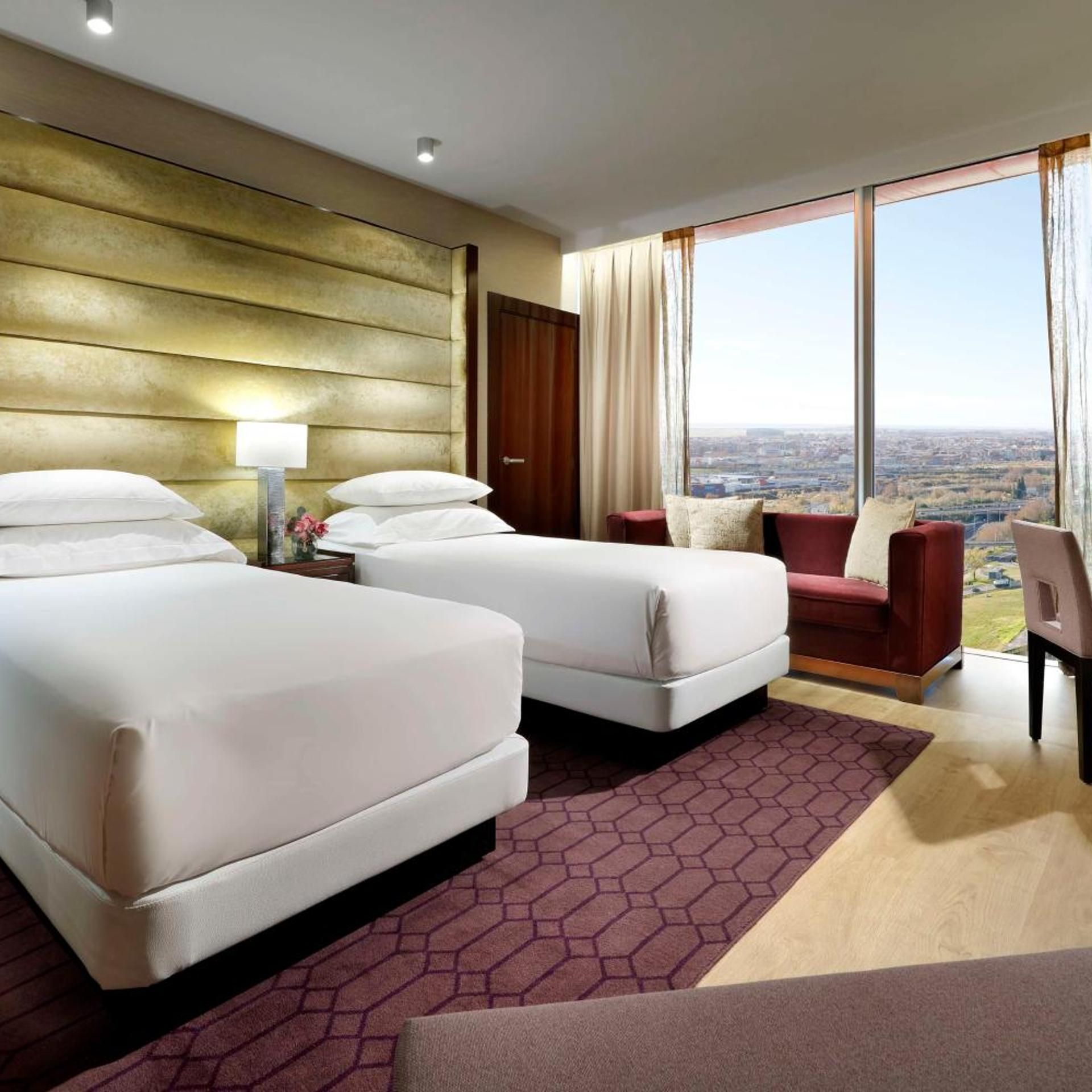 Deluxe, Family, Panoramic View, High Floor