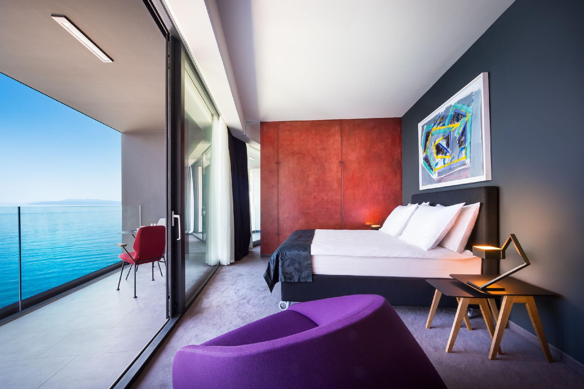 SUPERIOR, APARTMENT, SEA VIEW, BALCONY