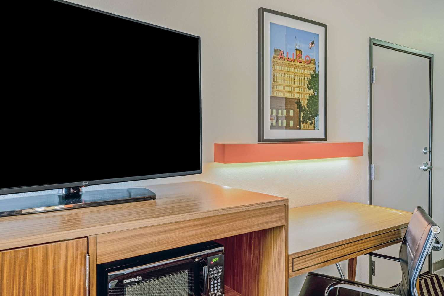 La Quinta Inn And Suites By Wyndham Waco Downtown Baylor 37/42