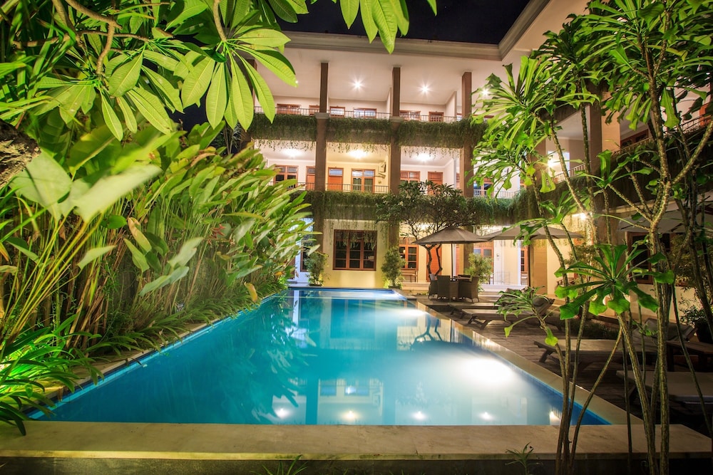 Pondok Anyar Inn 36/50