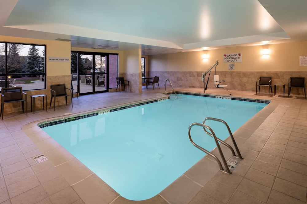 Courtyard by Marriott Boulder Broomfield 16/30