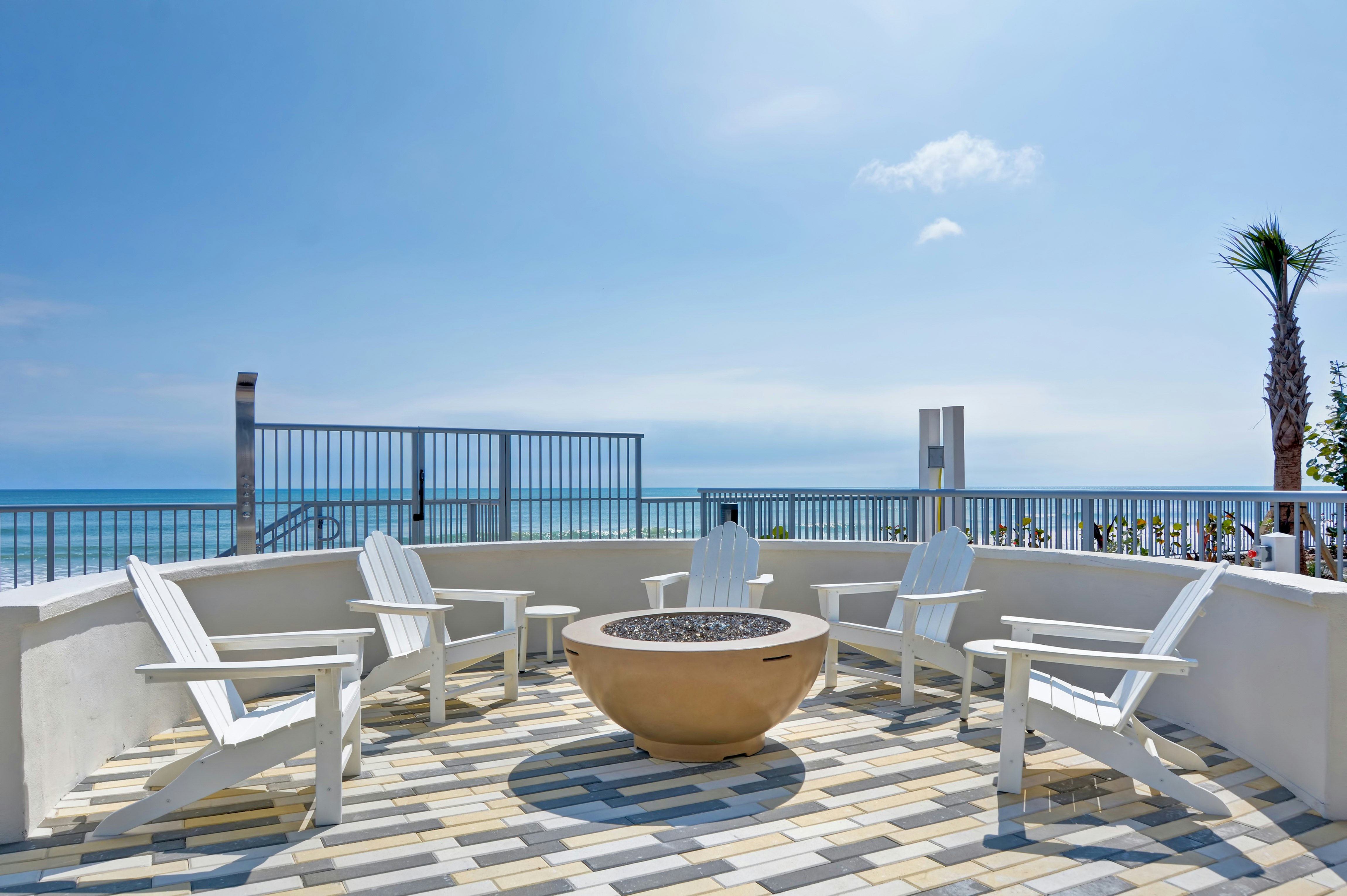 Home2 Suites by Hilton Ormond Beach Oceanfront 35/36