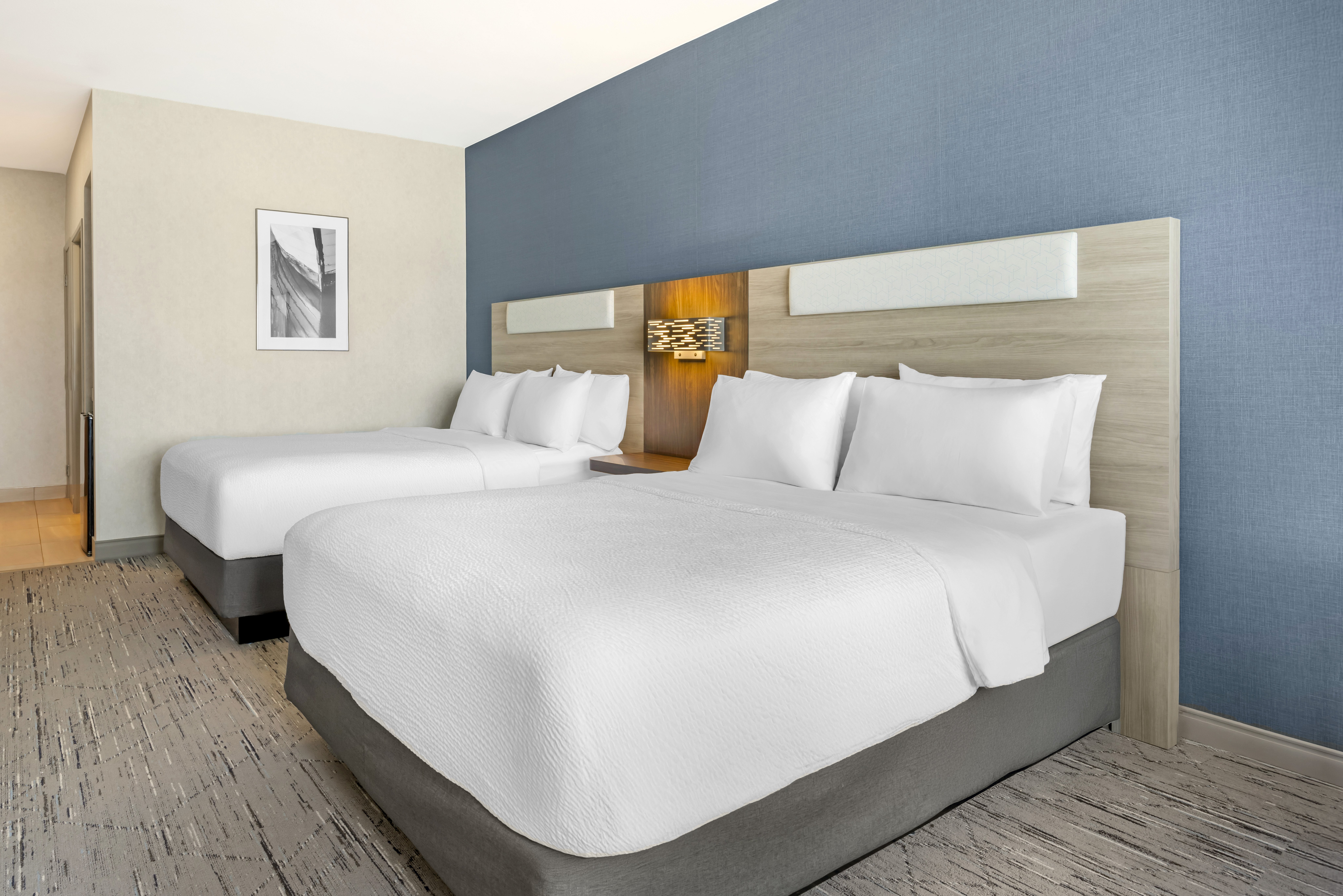 Holiday Inn Express Hotel Suites Astoria 31/69