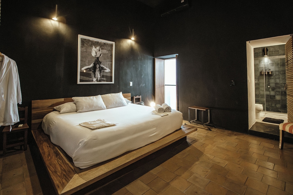 Hotel Sin Nombre 19/50