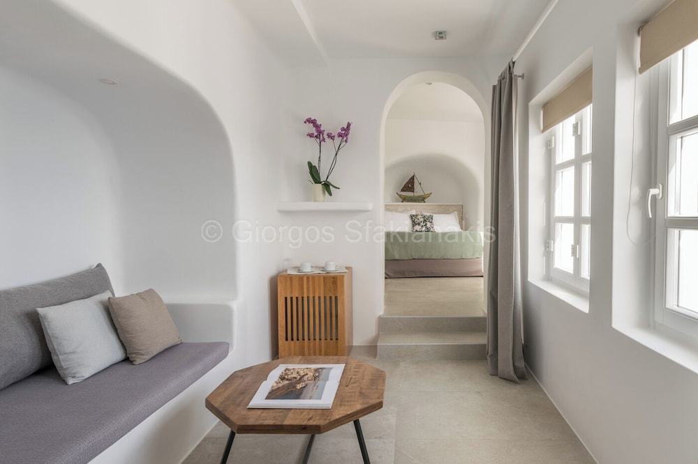 Aspaki Exclusive Hotel by Art Maisons 52/71