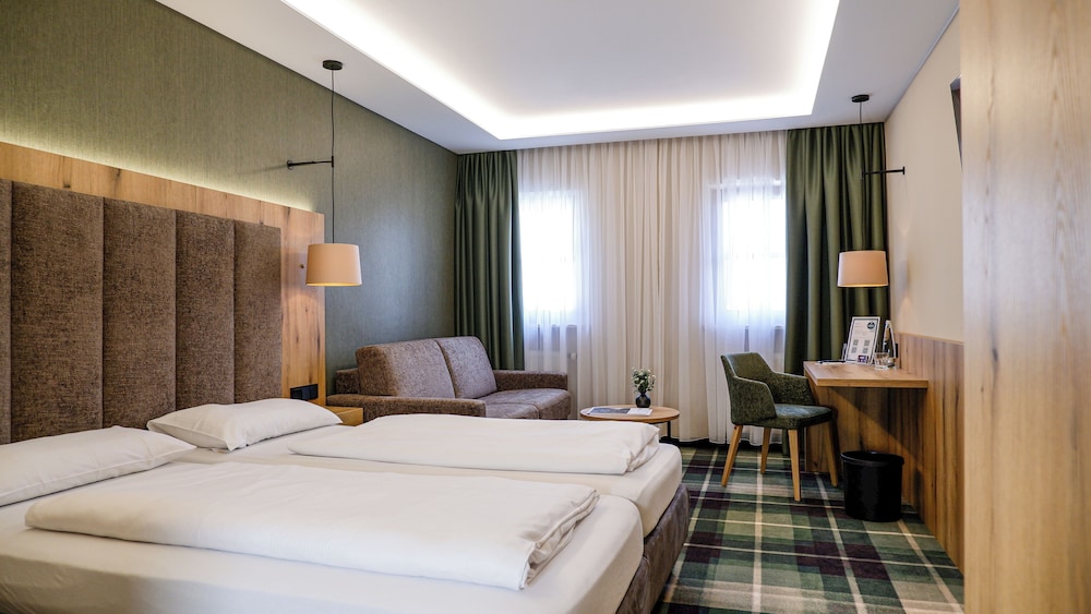 Hotel Erber 7/49