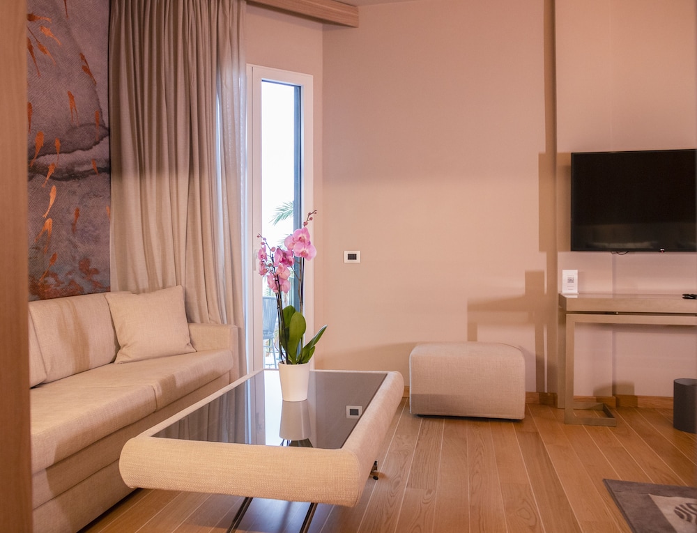 Miramare Suites 29/42