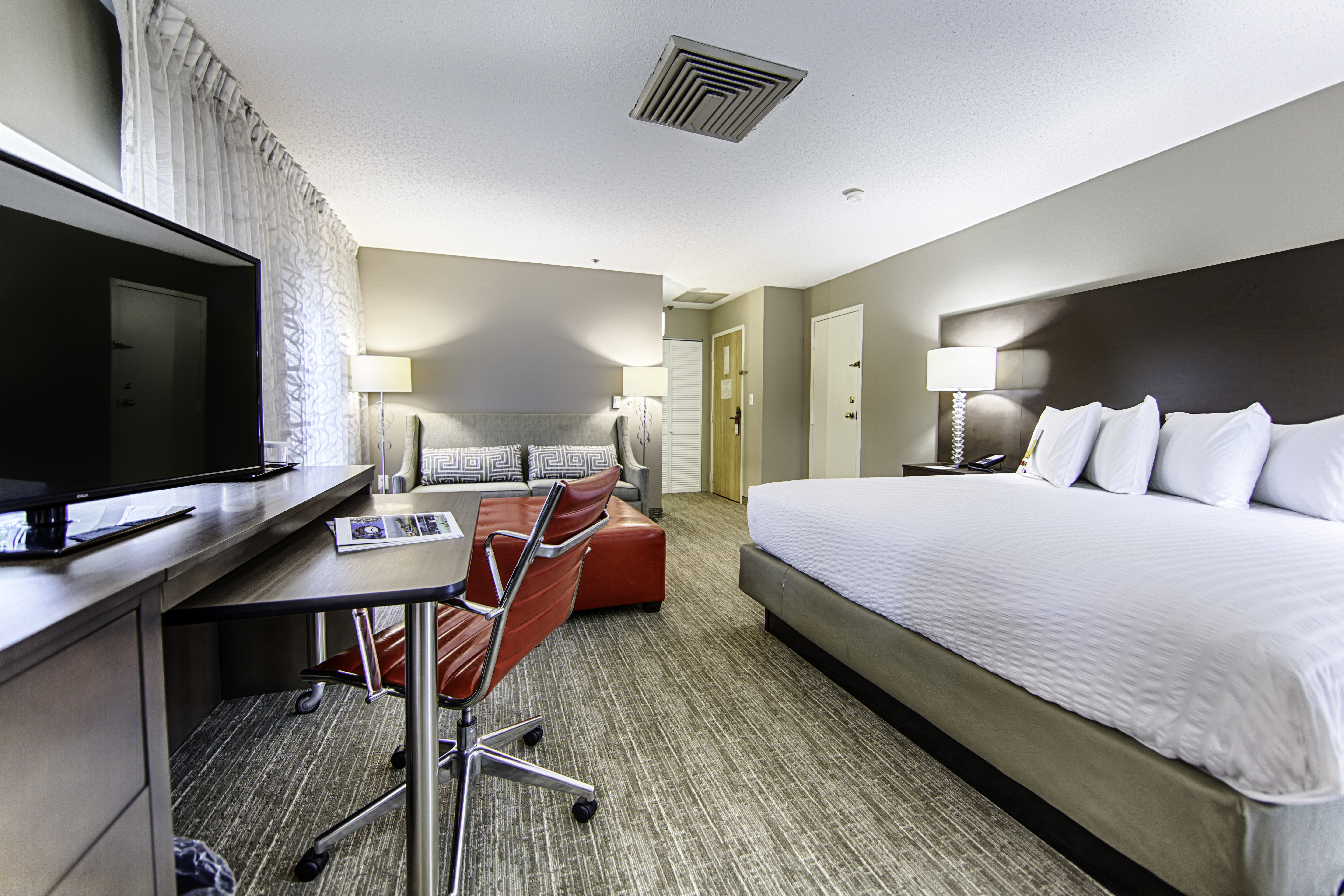 Hotel Capstone 9/47