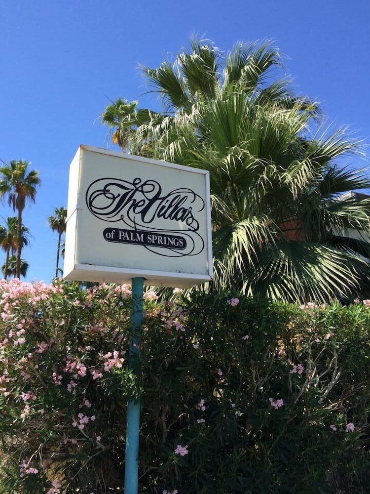 The Villas of Palm Springs 1/50