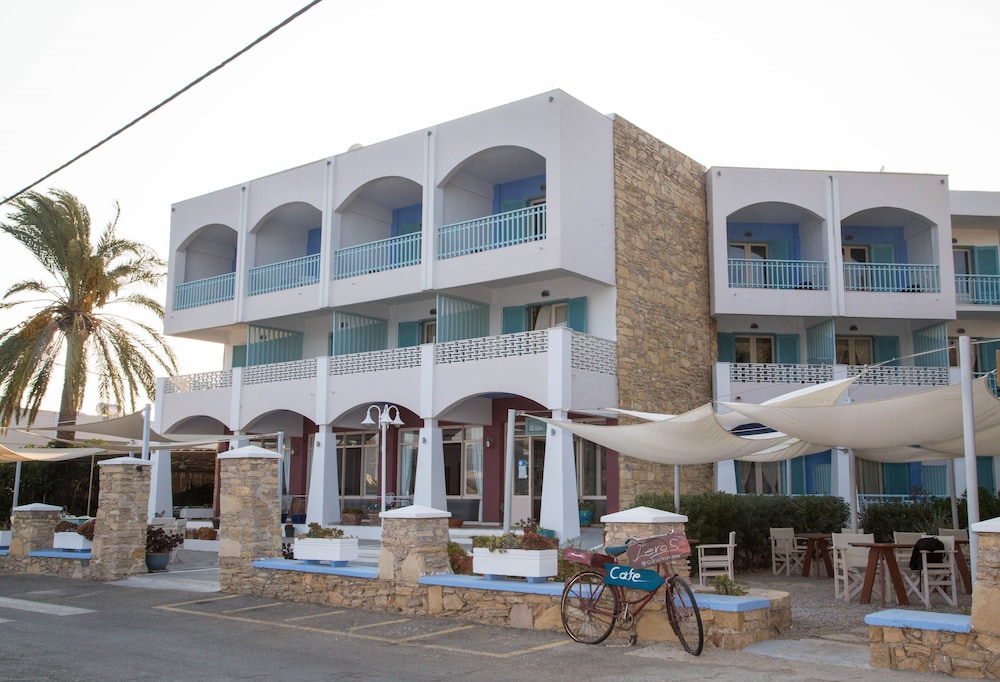 ALEA MARE HOTEL 4/67