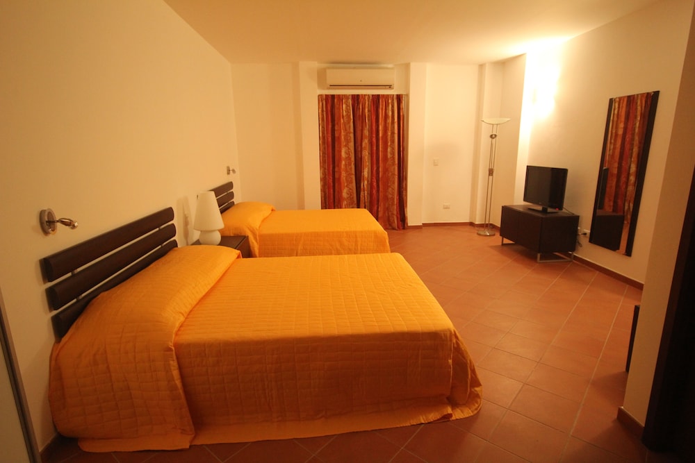 RDG Hotel 16/60