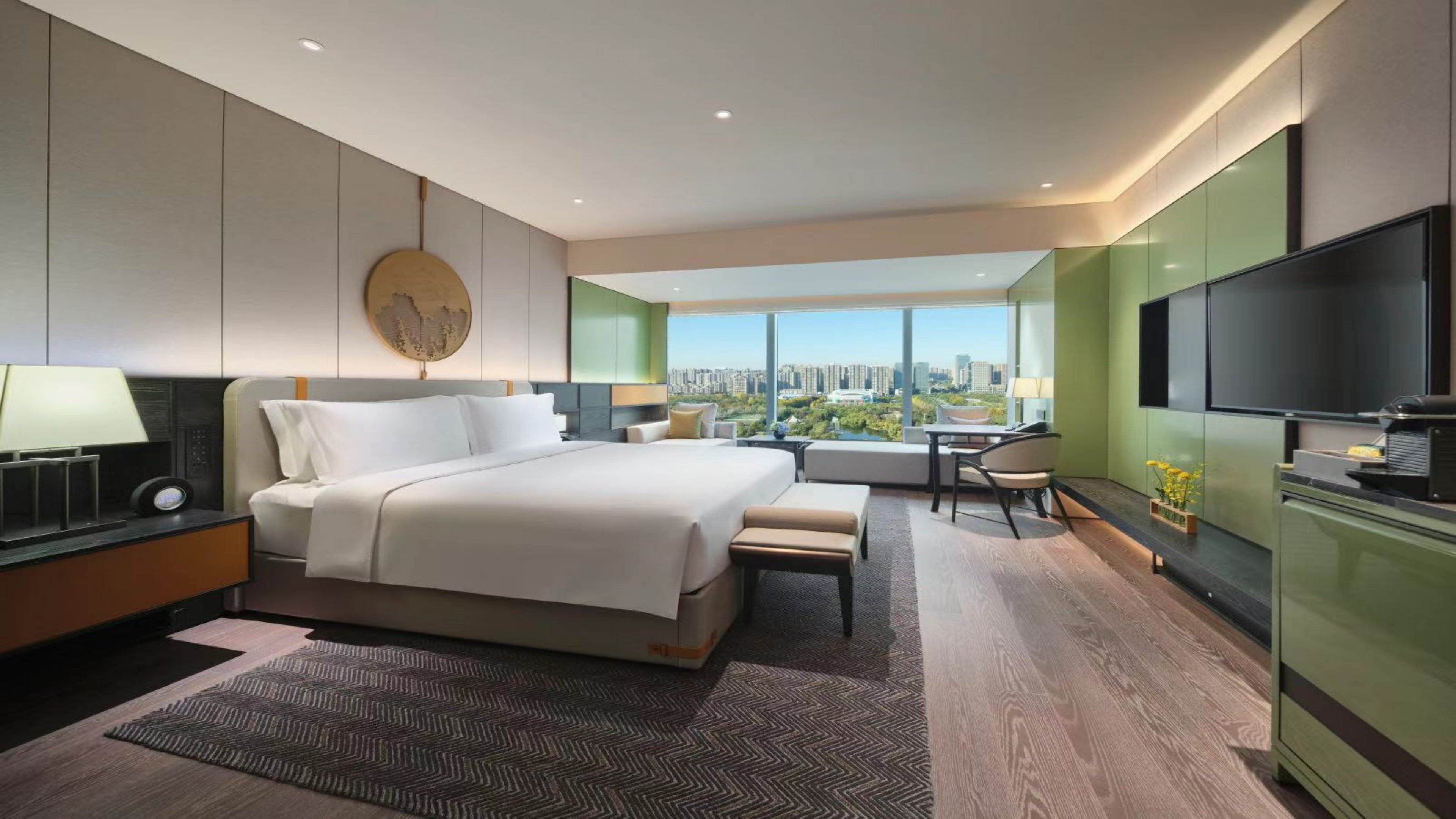 Premium, King Bed, Club Lounge Access