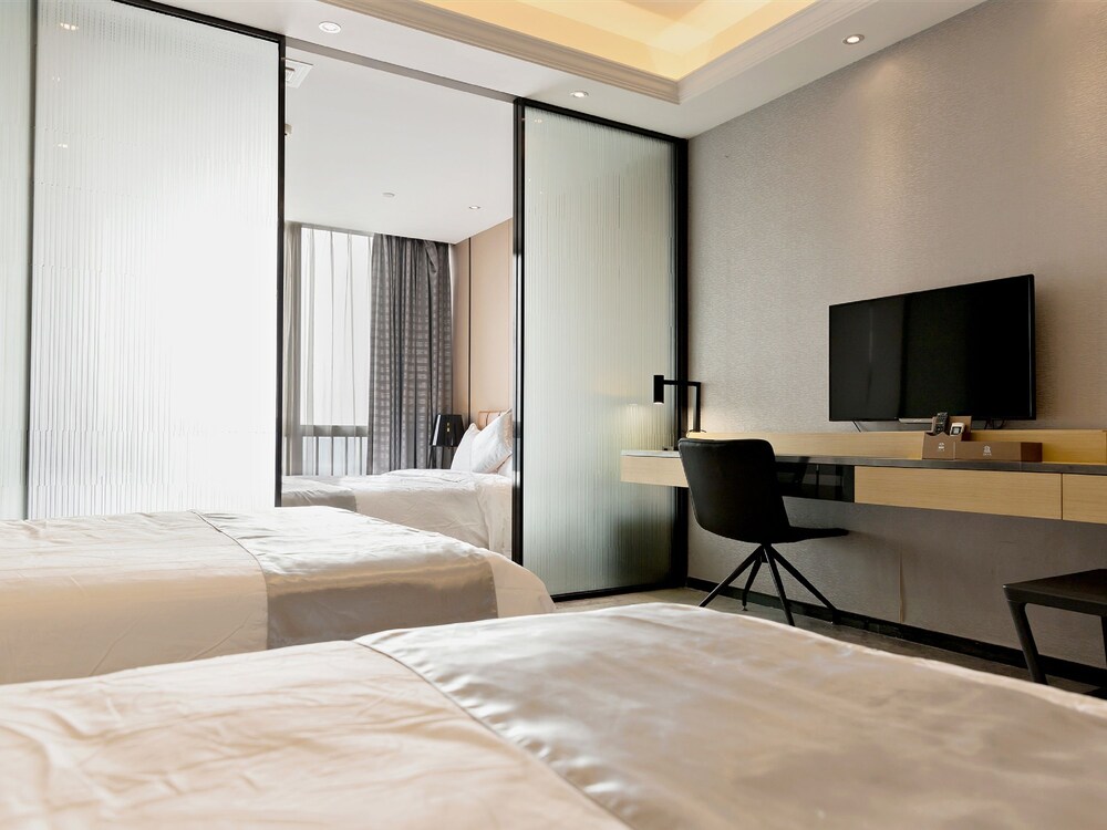 Pengman International Apartment Hotel (Beijing Road Jiedeng Duhui) 35/50