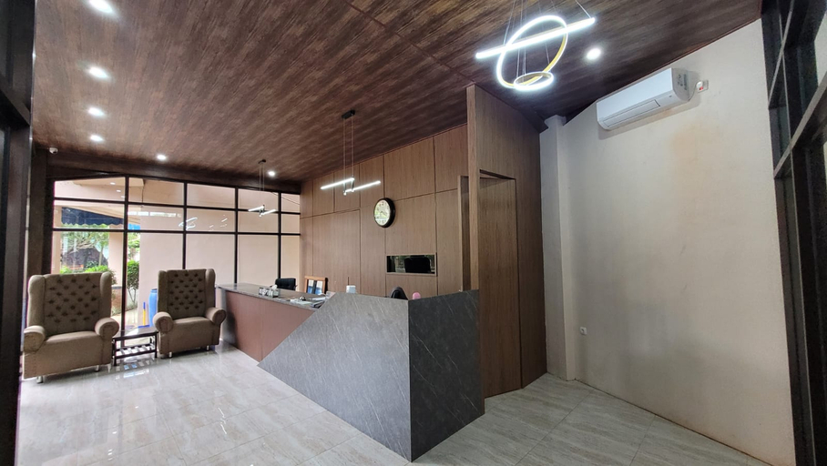Hotel New Puri Ayu 3/11