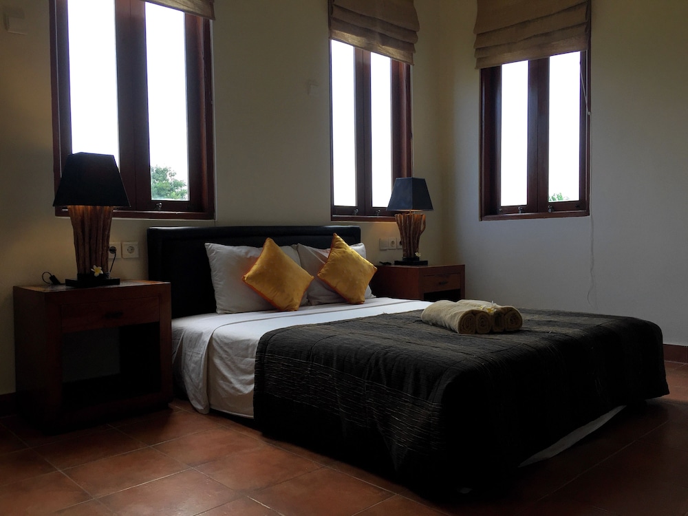 BASIC, DOUBLE BED